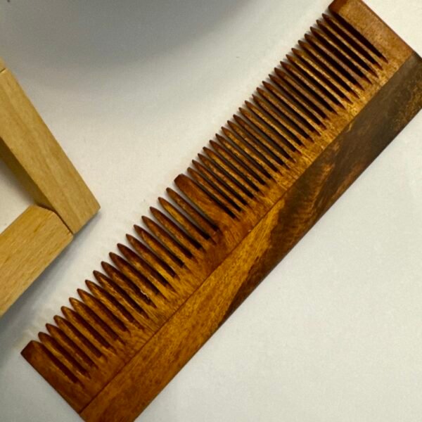 Oil Treated Neem Wood Comb for Healthy Hair - Best Oil Treated Neem Wood Comb - Good Origins Store