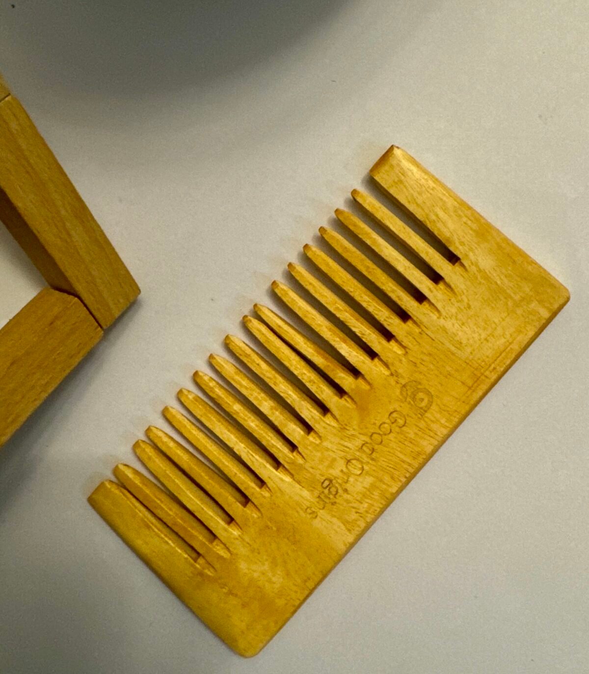 Need Wood Shampoo Comb – Eco-Friendly Hair Care Tool for Healthy Hair - Good Origins Store